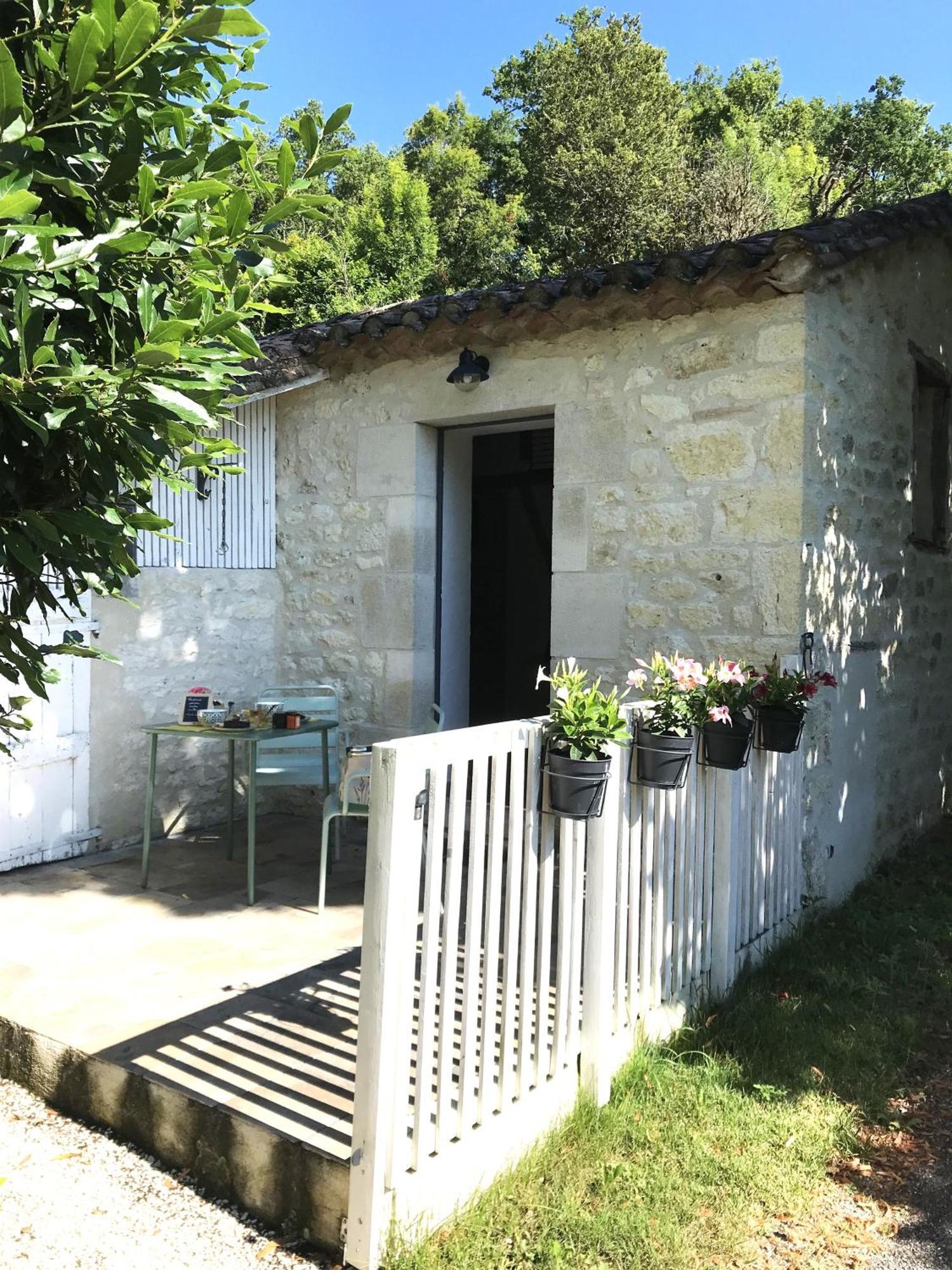 Le Val Du Pech Chantant Chambres D'Hotes Pern 외부 사진